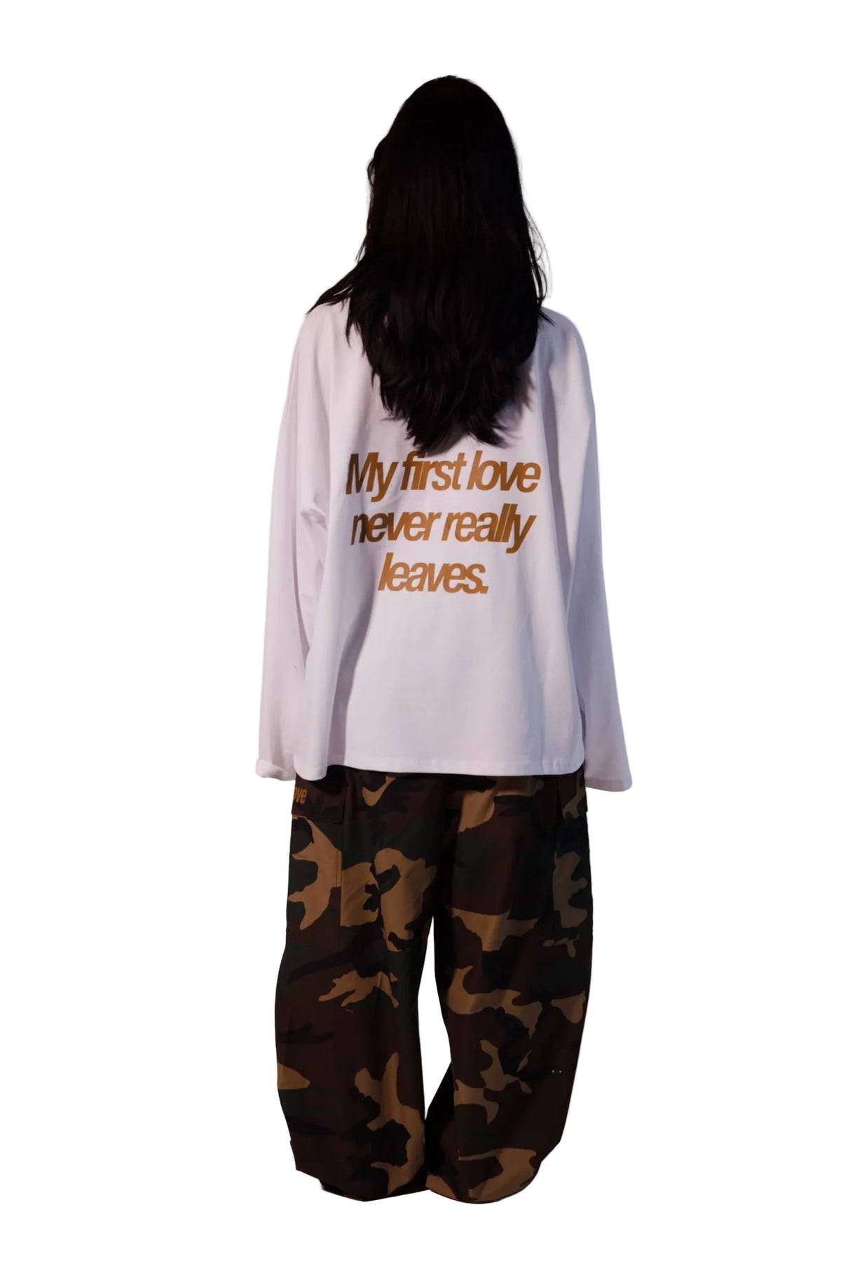 "Never Really Leaves" Oversized Longsleeve T-shirt